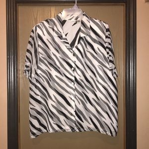 Shirt by Alfred Dunner. Size 18 W